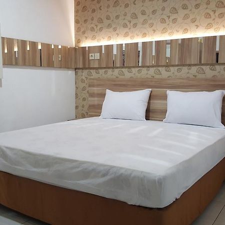 Omah Seroja Hotel Semarang Exterior foto
